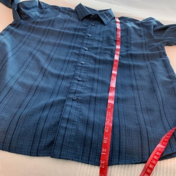 Men's Haggar Luxury Microfiber Blue Plaid Shirt - Size XL - Picture 8 of 8